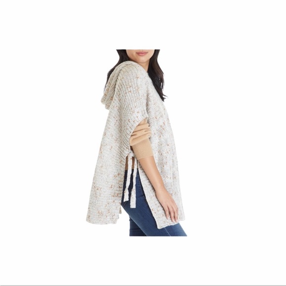 CUPIO Hooded Tan Poncho Sleeveless New Small/Medium Soft - Picture 2 of 6